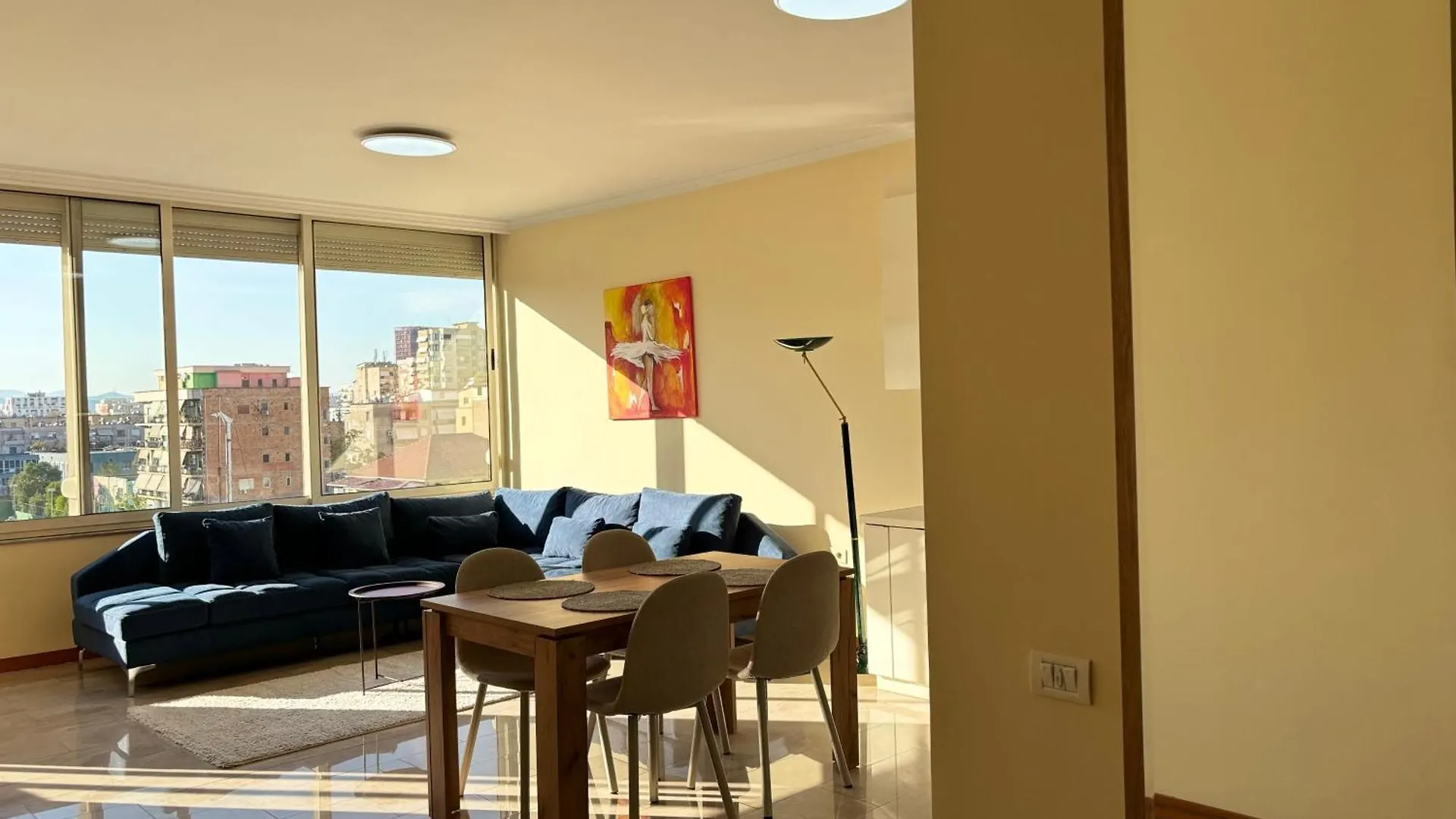 Tam 2Bdr Center Taiwan Apartment Tiran