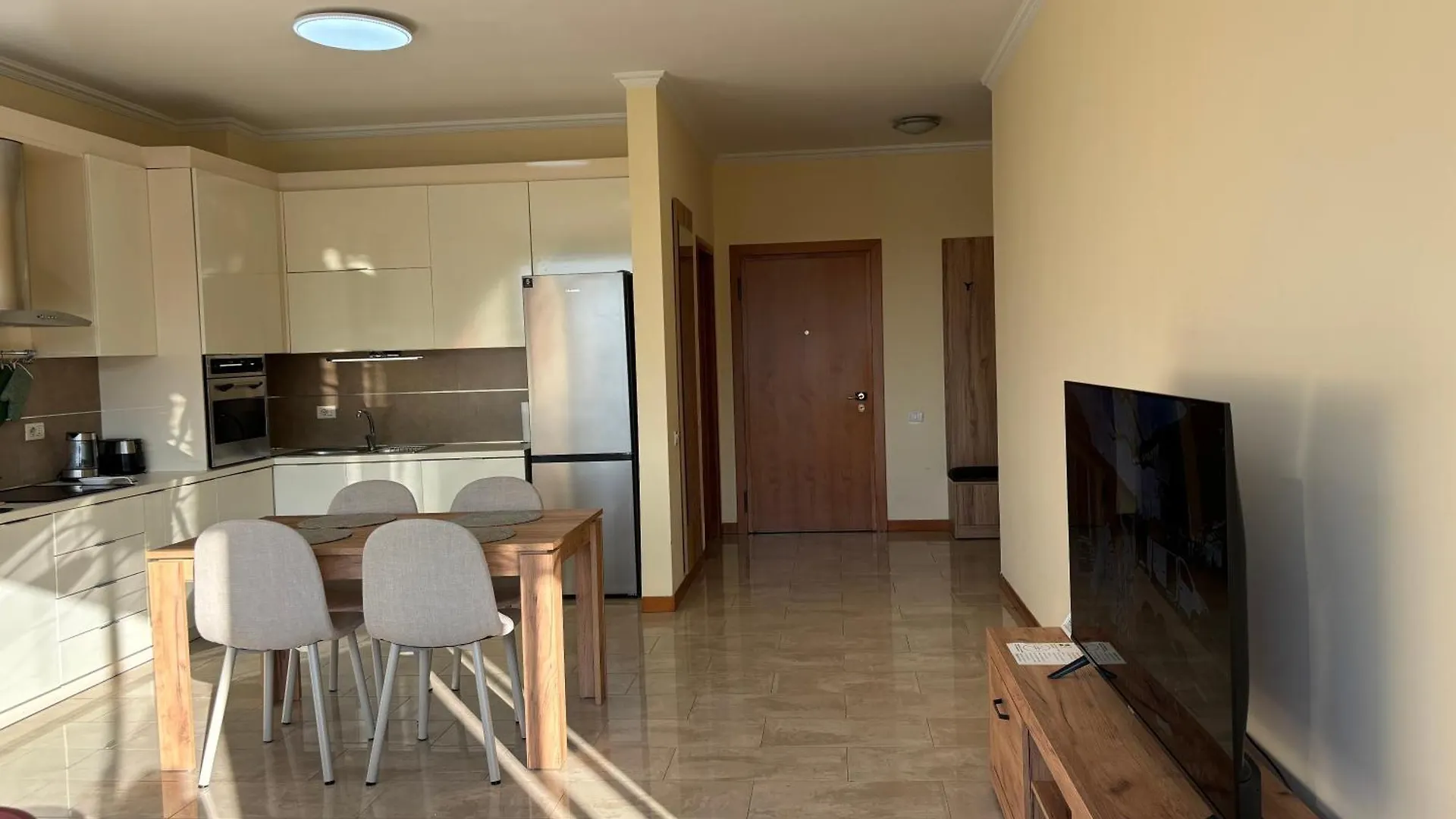 Tam 2Bdr Center Taiwan Apartment Tirana